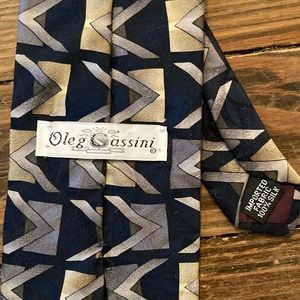 Vintage Oleg Cassini Silk Tie